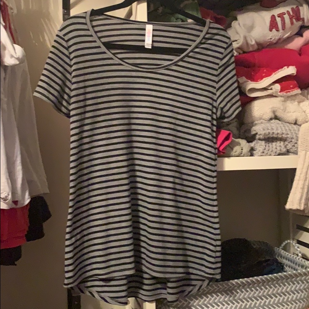 Lularoe classic t size s